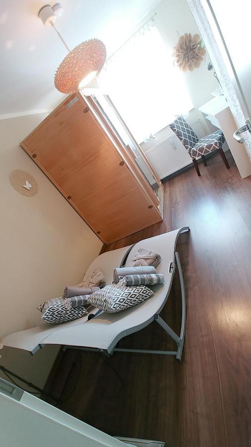 Wohlfuehlzeit Im Zittauer Gebirge Apartment ภายนอก รูปภาพ